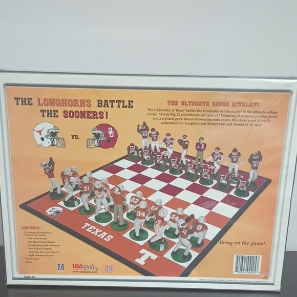 Texas vs Oklahoma Chess Set - Picture 4 of 4